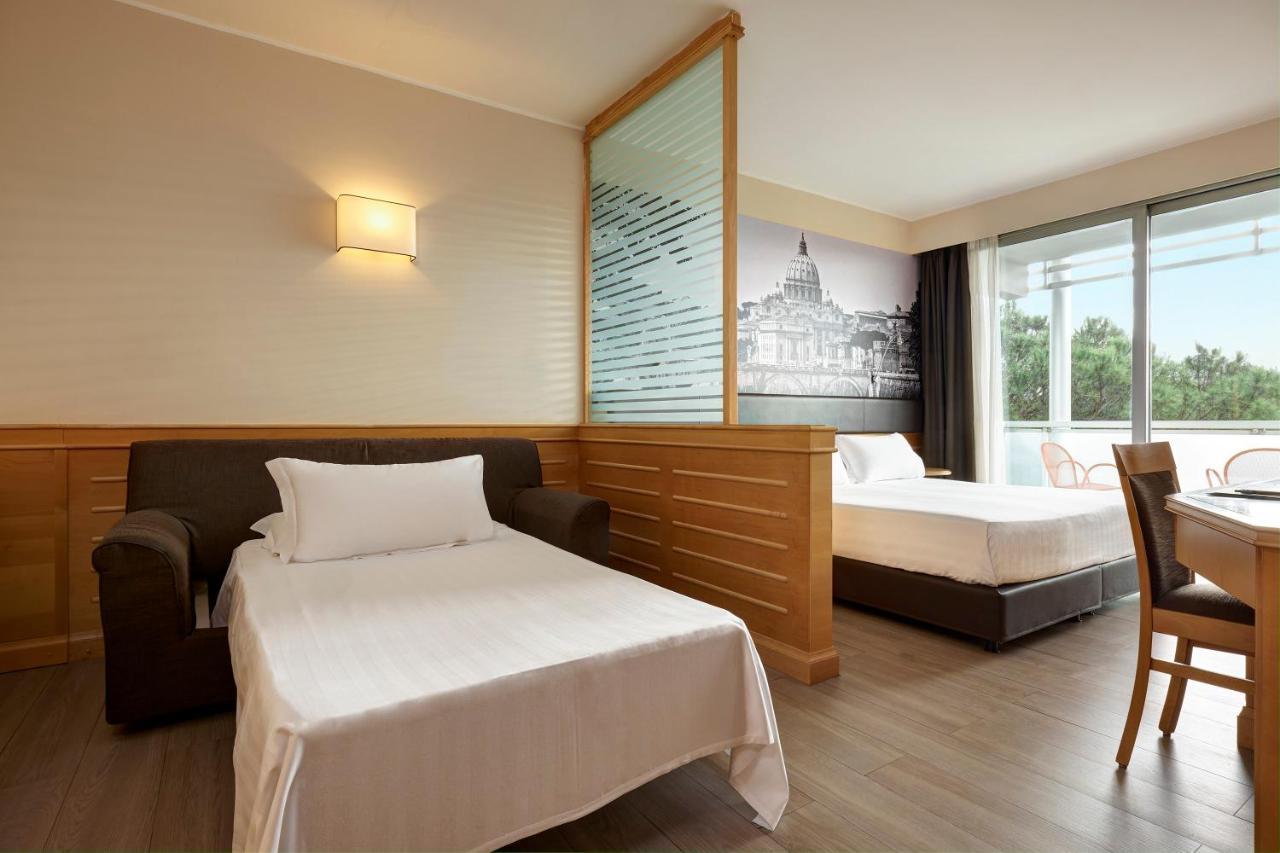 Hotel Occidental Aran Park Roma Esterno foto