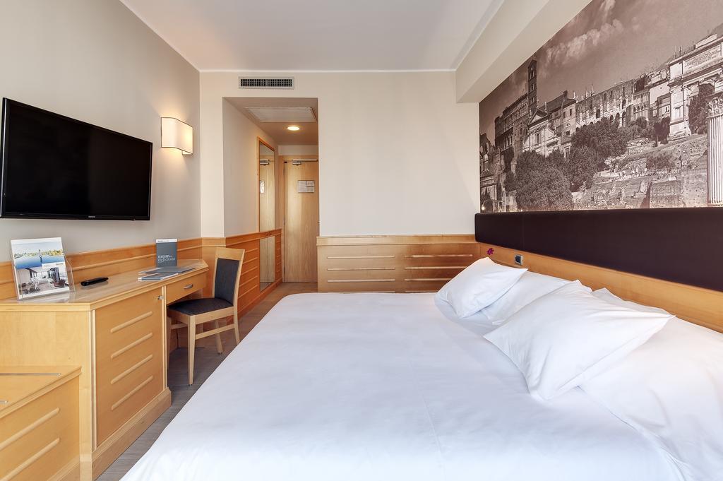 Hotel Occidental Aran Park Roma Esterno foto