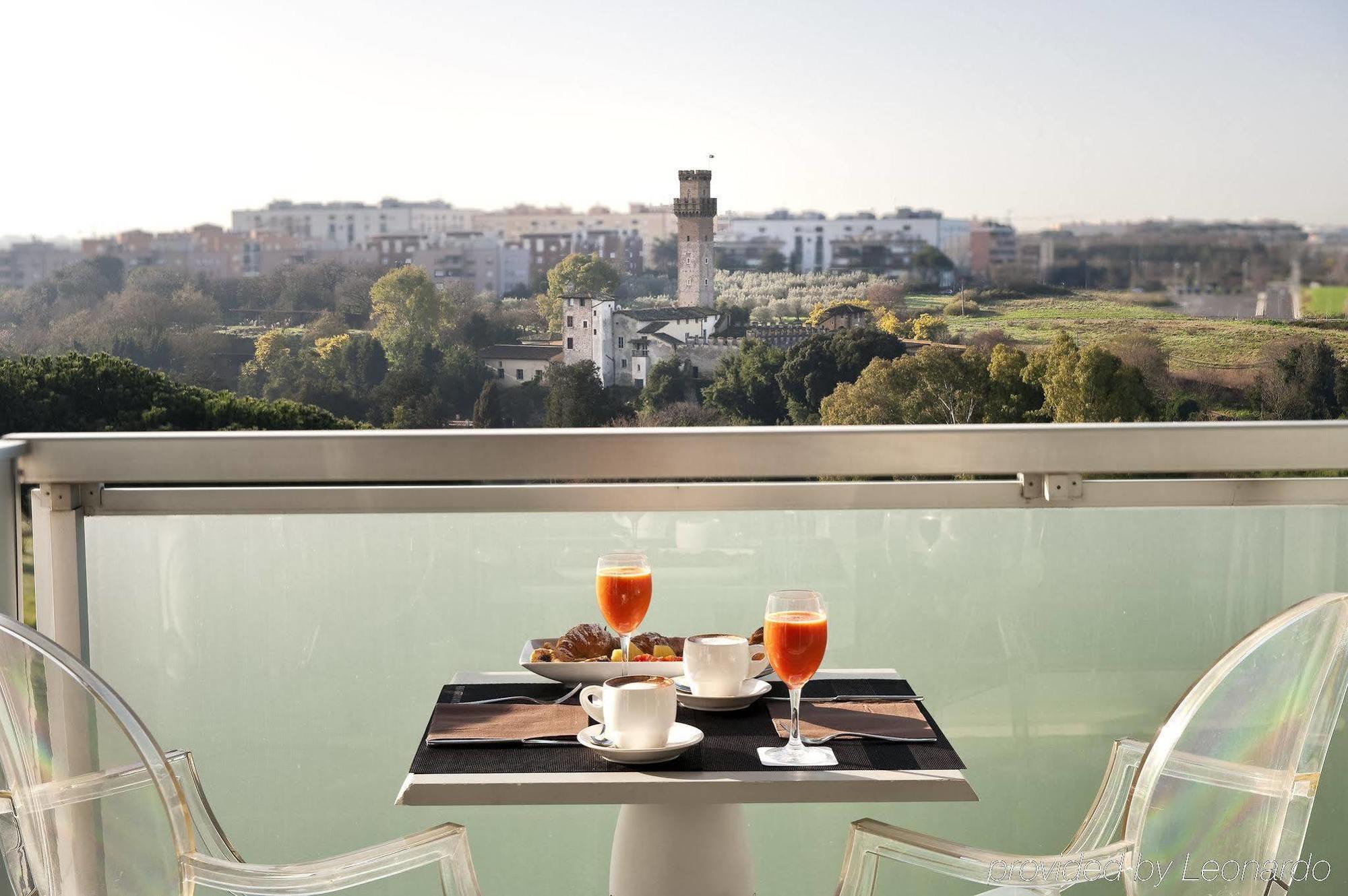 Hotel Occidental Aran Park Roma Esterno foto