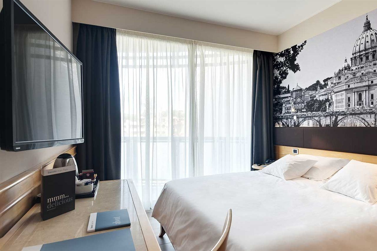 Hotel Occidental Aran Park Roma Esterno foto